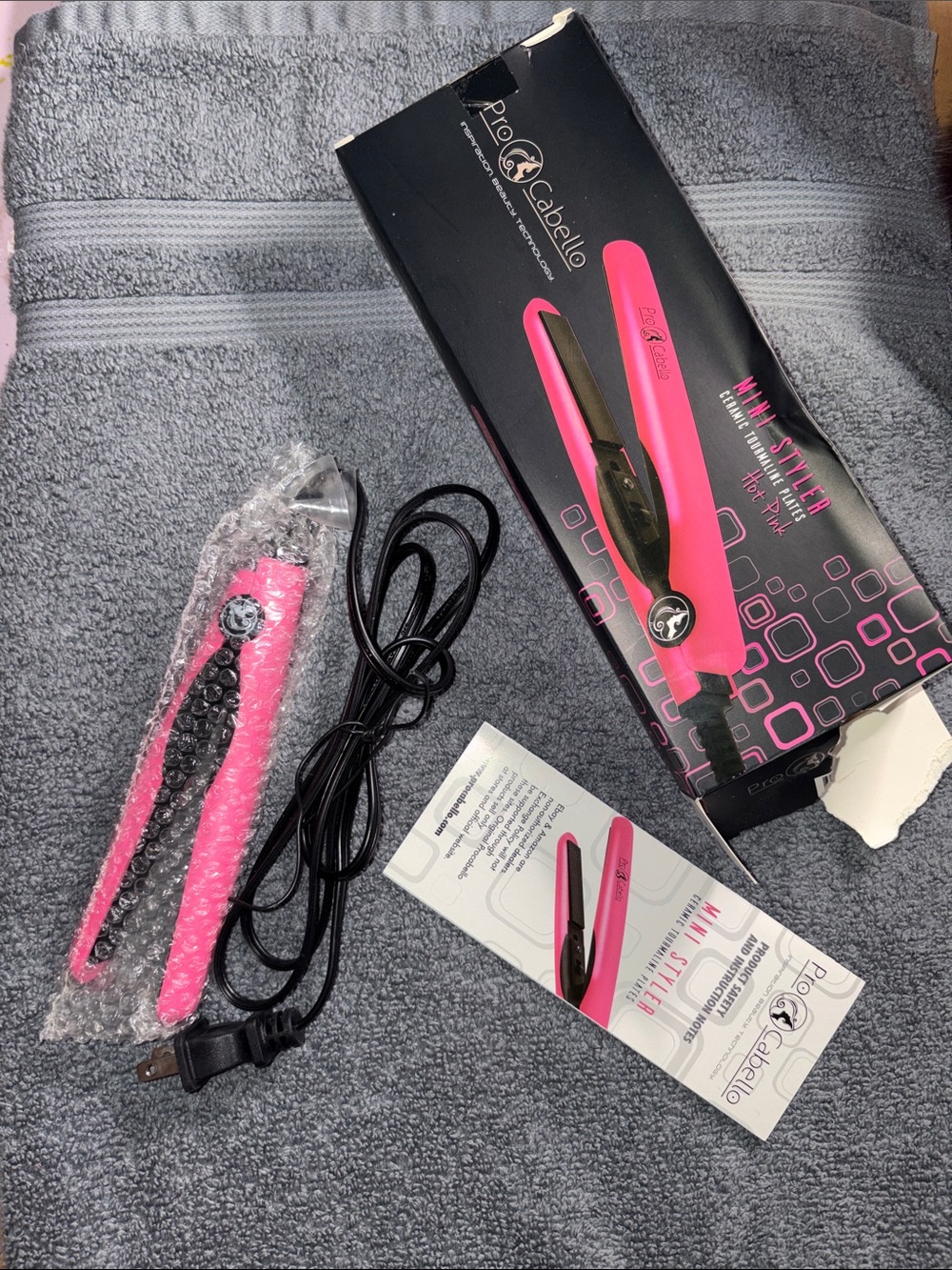 Pink Mini Hair Flat Iron Straightener - Compact Styling